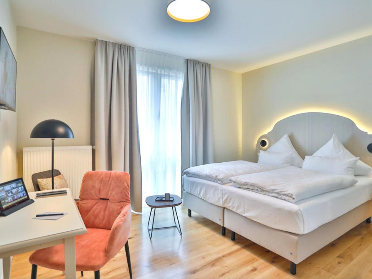 Hotel Tuchhaus فولكاخ المظهر الخارجي الصورة